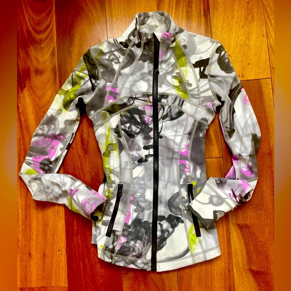 Lululemon throwback printed define jacket size 0